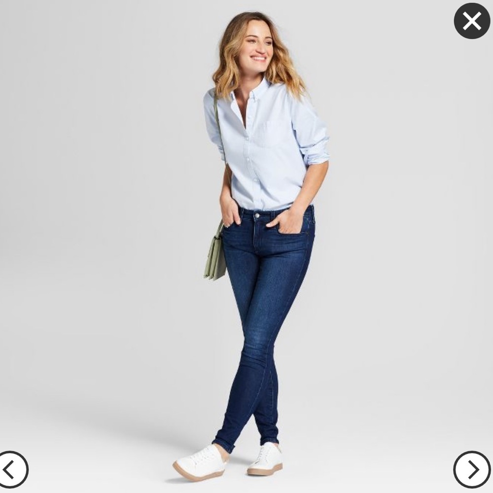 Universal Thread Dark Wash Mid Rise Jegging